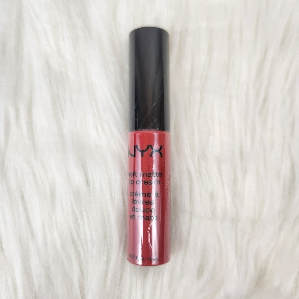 NYX Professional Makeup Soft Matte Lip Cream Ibiza - Picture 5 of 9